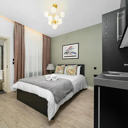 Nine Elms Modern Studio Apartments London Exterior photo