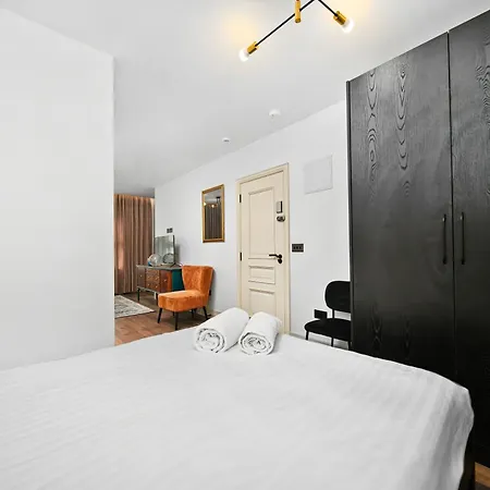 Nine Elms Modern Studio Apartments London Exterior photo